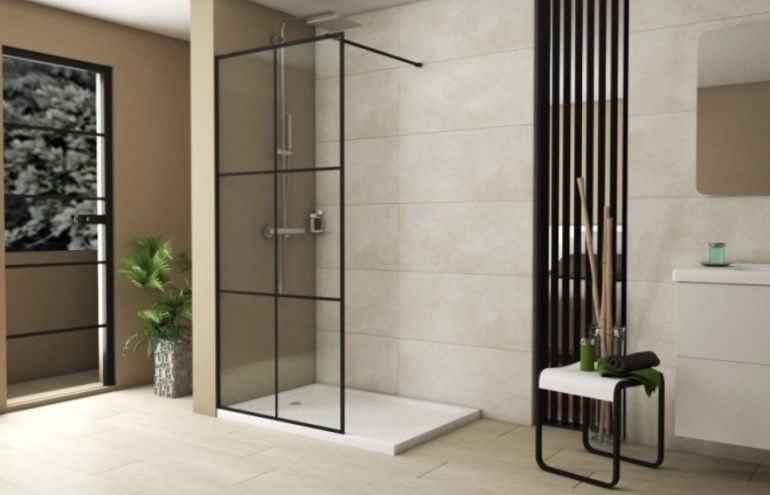 Стеклянные душевые перегородки: функциональность и стиль в одном решении